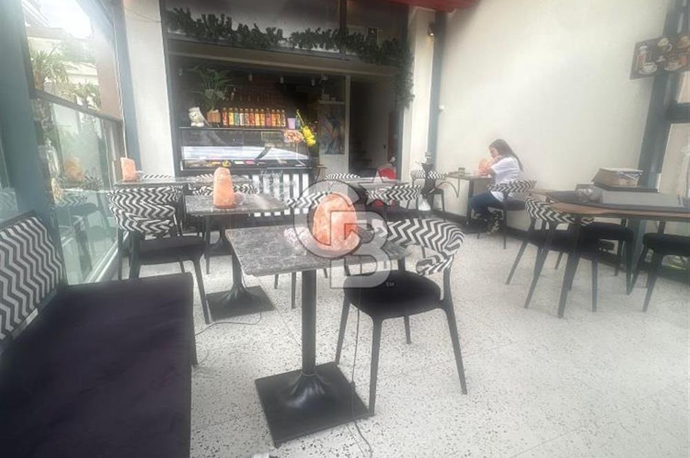 Bornova Dap Yapıda Kiracılı Köşe Satılık İşyeri