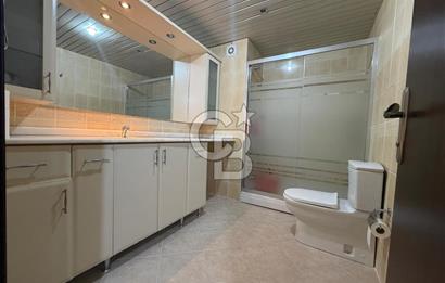 ATAŞEHİR SİTESİ GENİŞ PEYZAJLI 4+1 BOŞ DAİREMİZ OTURUMA HAZIRDIR