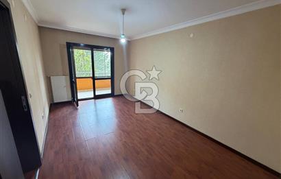 ATAŞEHİR SİTESİ GENİŞ PEYZAJLI 4+1 BOŞ DAİREMİZ OTURUMA HAZIRDIR