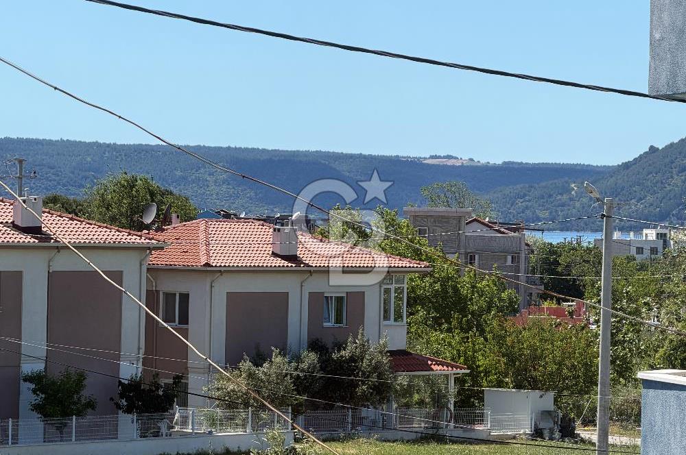 ÇANAKKALE DARDANOS’TA BOĞAZ MANZARALI SATILIK 2+1 VİLLA