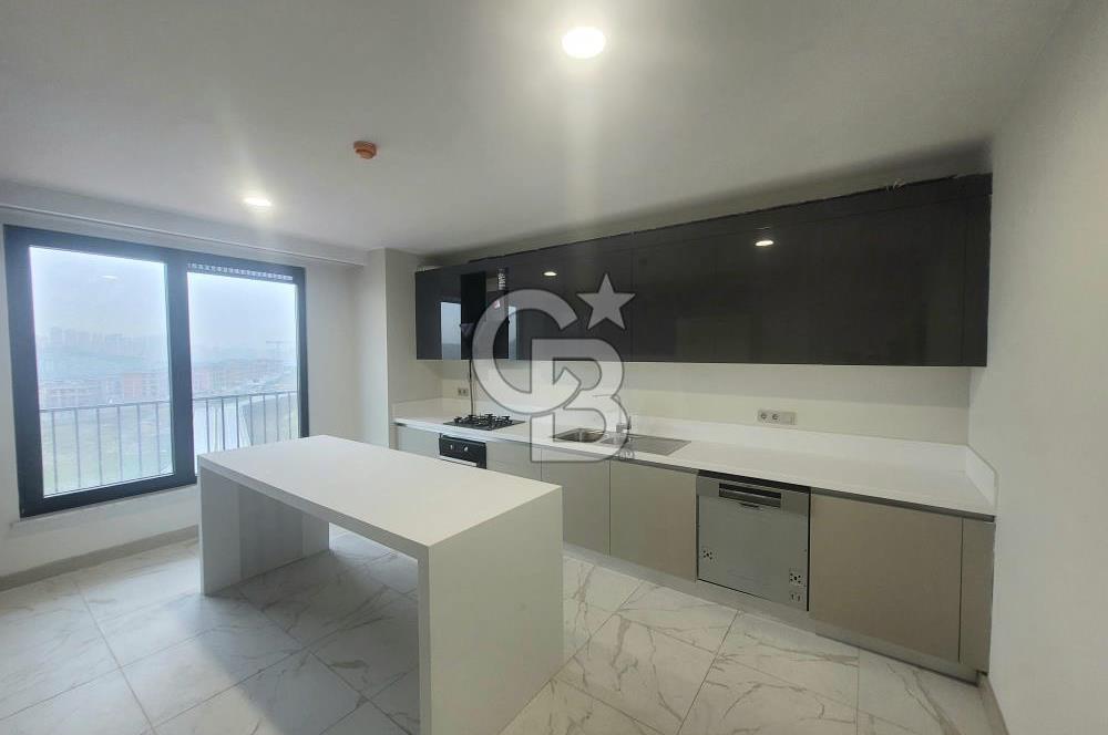 Bahçeşehir Vadi Evleri 1.Etap Satılık 5+1 Büyük Teras Loft Daire