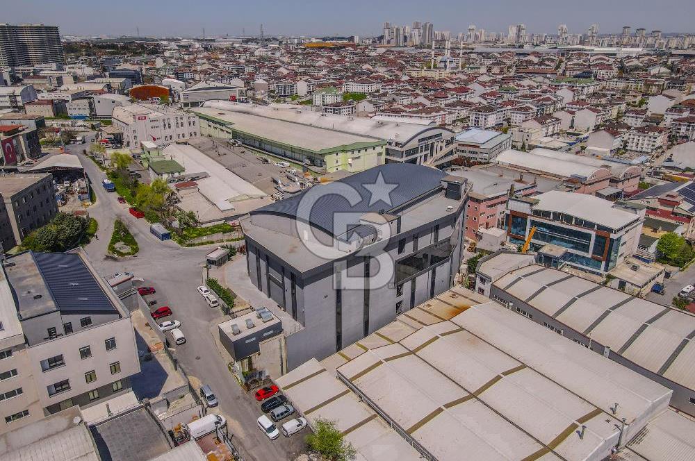 Esenyurt Akçaburgaz'da Satılık 15.775 Fabrika - Depo