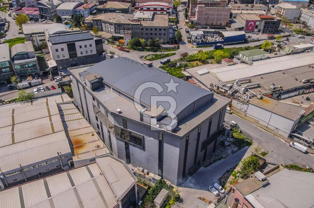 Esenyurt Akçaburgaz'da Satılık 15.775 Fabrika - Depo