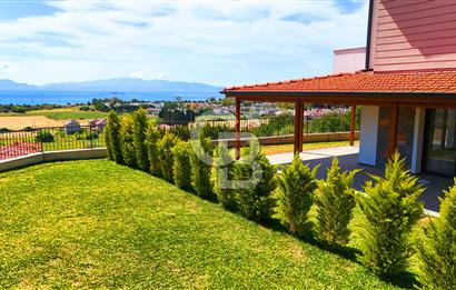 Datça Burgaz'da Panoramik Deniz Manzaralı 6+2 Villa