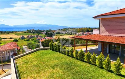 Datça Burgaz'da Panoramik Deniz Manzaralı 6+2 Villa