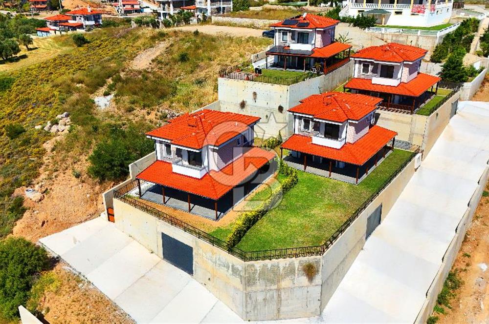 Datça Burgaz'da Panoramik Deniz Manzaralı 6+2 Villa
