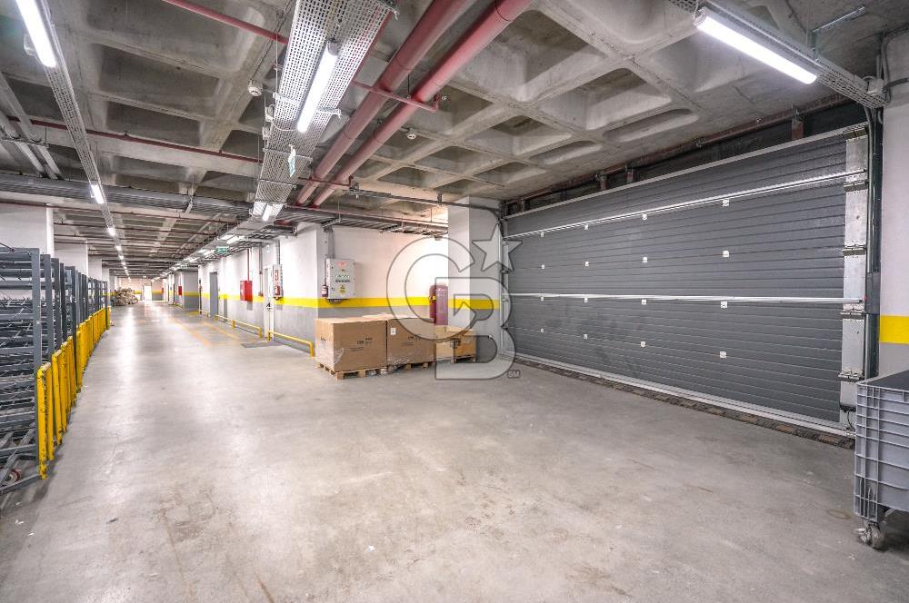 Esenyurt Akçaburgaz'da Satılık 15.775 Fabrika - Depo