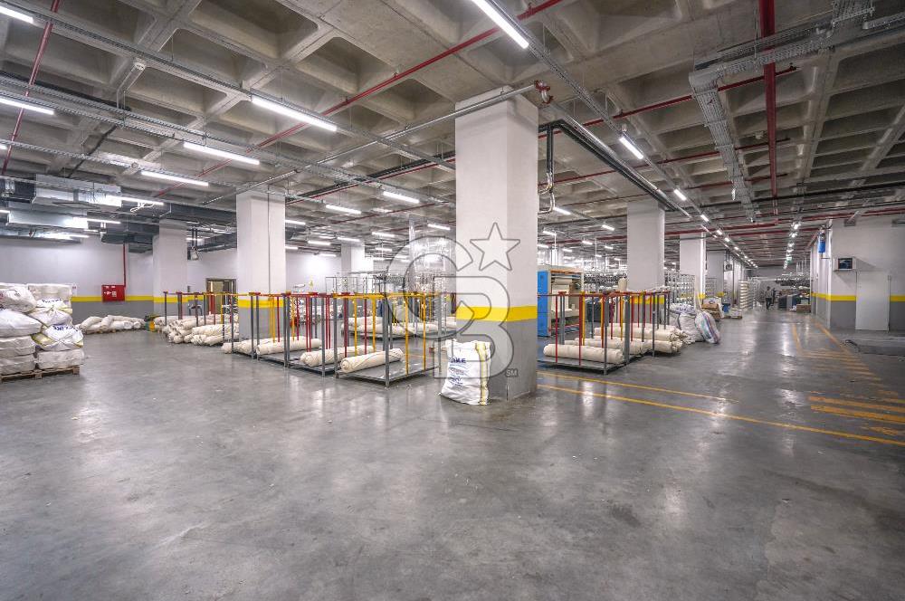 Esenyurt Akçaburgaz'da Satılık 15.775 Fabrika - Depo