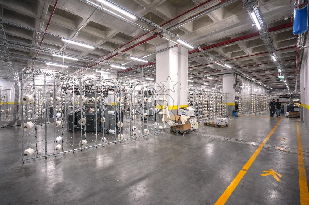 Esenyurt Akçaburgaz'da Satılık 15.775 Fabrika - Depo