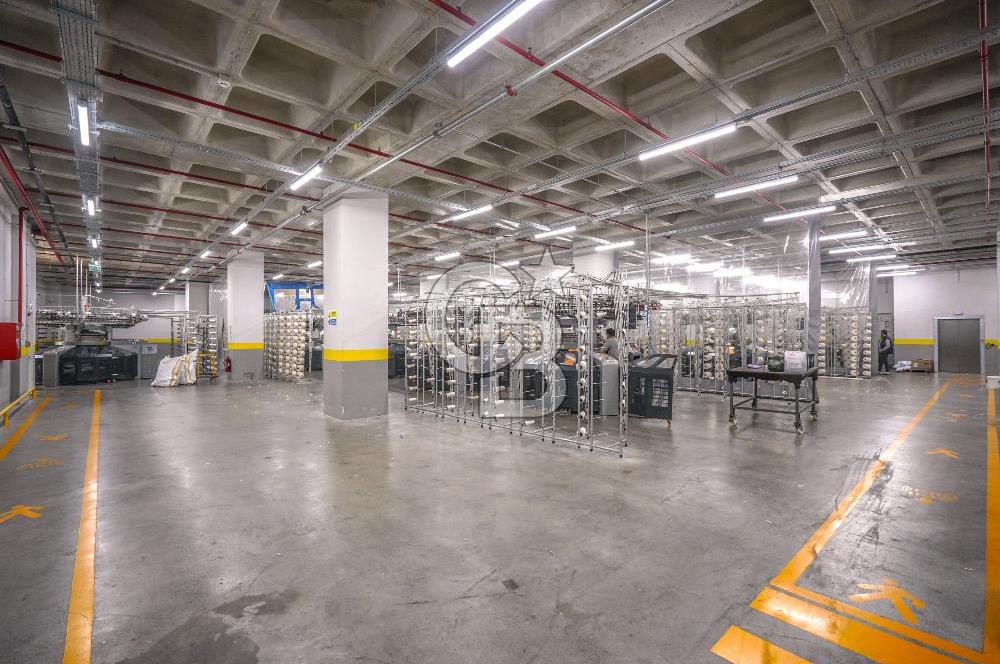 Esenyurt Akçaburgaz'da Satılık 15.775 Fabrika - Depo