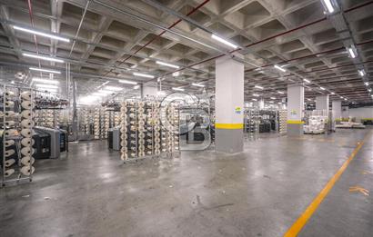 Esenyurt Akçaburgaz'da Satılık 15.775 Fabrika - Depo