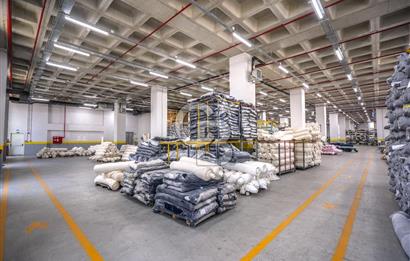 Esenyurt Akçaburgaz'da Satılık 15.775 Fabrika - Depo