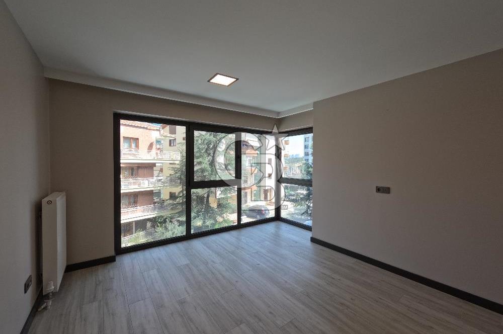 GOP KOZA CADDEDE 1+1 KİRALIK OFİS