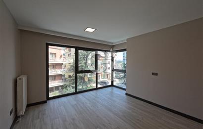 GOP KOZA CADDEDE 1+1 KİRALIK OFİS