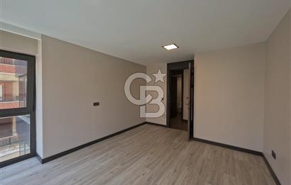 GOP KOZA CADDEDE 1+1 KİRALIK OFİS