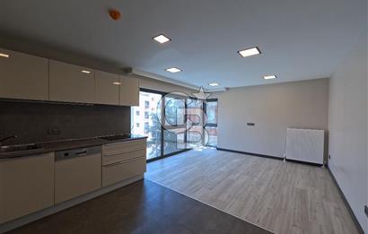 GOP KOZA CADDEDE 1+1 KİRALIK OFİS
