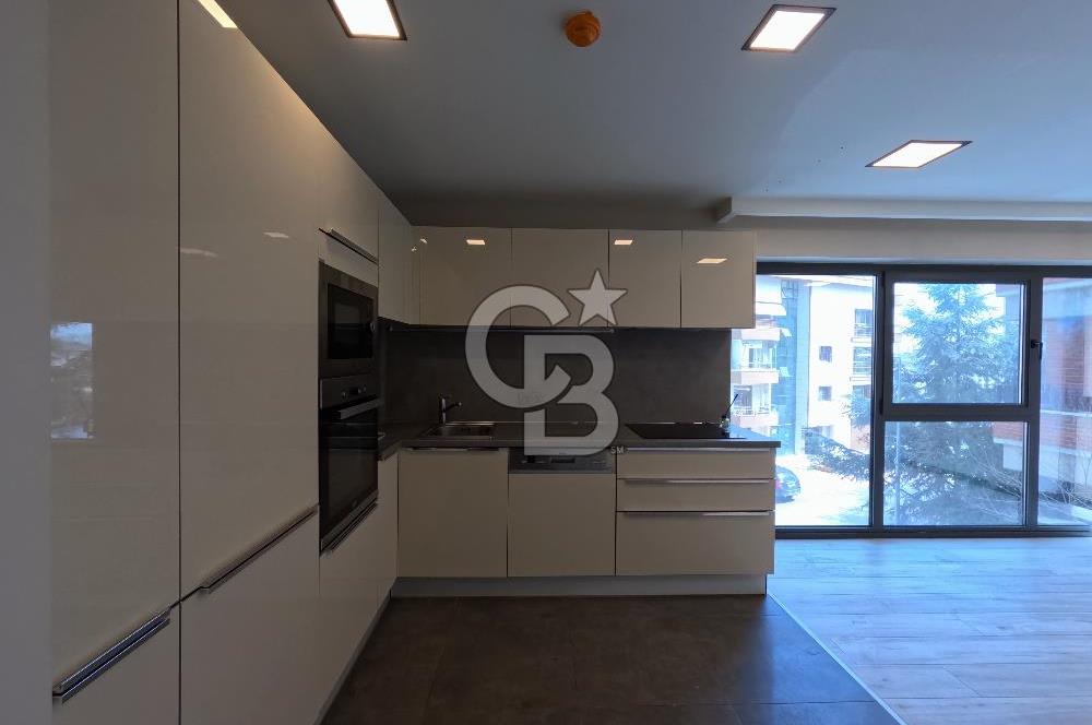GOP KOZA CADDEDE 1+1 KİRALIK OFİS