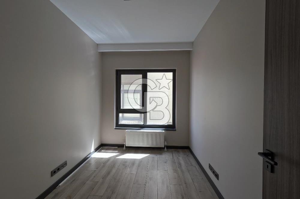 GOP KOZA CADDEDE 2+1 KİRALIK OFİS
