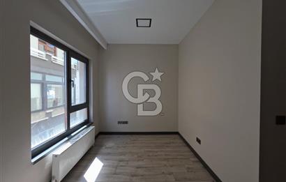 GOP KOZA CADDEDE 2+1 KİRALIK OFİS