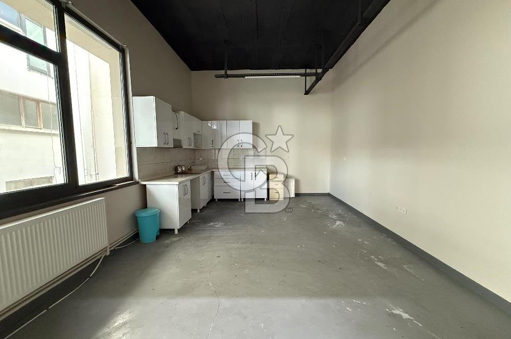 GOP KOZA CADDEDE 824m2 HAZIR STÜDYOLU TERASLI KURUMSAL KİRALIK