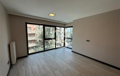 GOP KOZA CADDEDE 1+1 KİRALIK OFİS