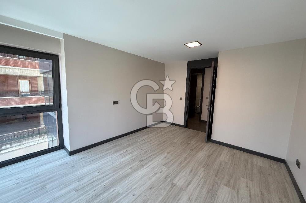GOP KOZA CADDEDE 1+1 KİRALIK OFİS