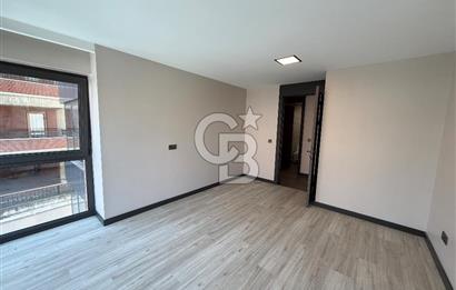GOP KOZA CADDEDE 1+1 KİRALIK OFİS