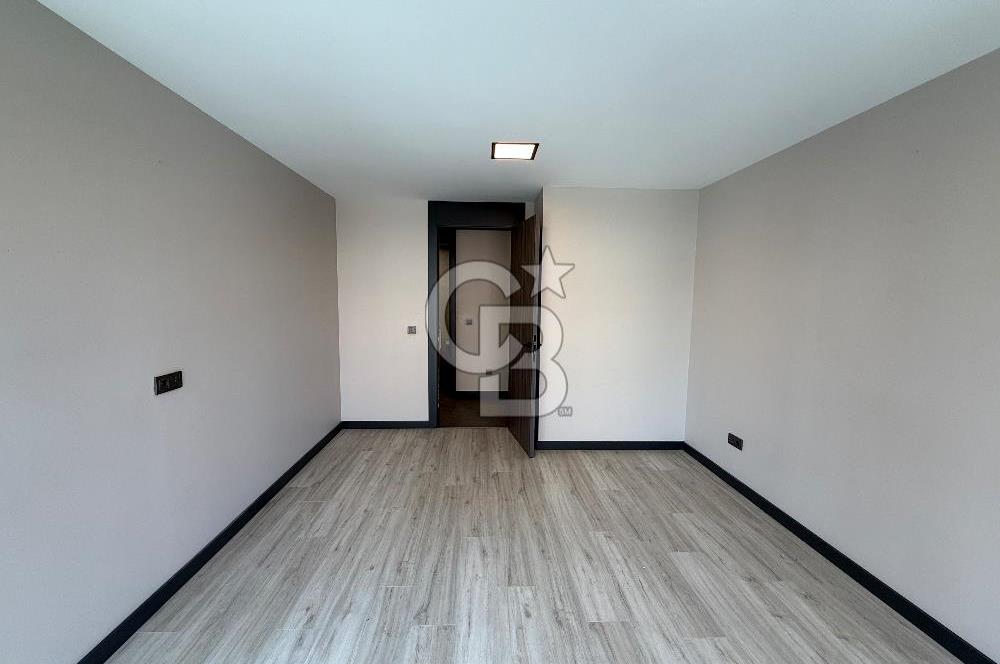 GOP KOZA CADDEDE 1+1 KİRALIK OFİS