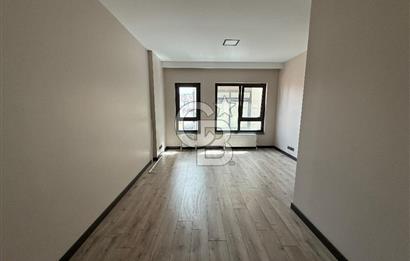 GOP KOZA CADDEDE 2+1 KİRALIK OFİS
