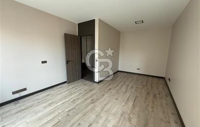 GOP KOZA CADDEDE 2+1 KİRALIK OFİS