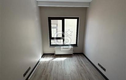 GOP KOZA CADDEDE 2+1 KİRALIK OFİS