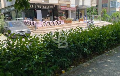 MERDİVENKÖY,ŞAİR ARŞİ CADDESİNDE KÖŞE KONUMLU DÜKKAN