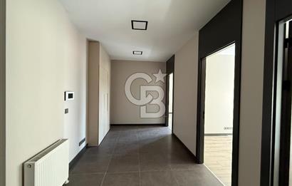 GOP KOZA CADDEDE 2+1 KİRALIK OFİS