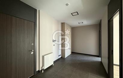 GOP KOZA CADDEDE 2+1 KİRALIK OFİS