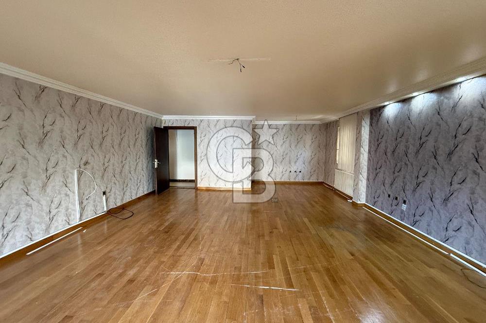 MAHATMA GANDHİ CADDESİNDE KİRALIK OFİS