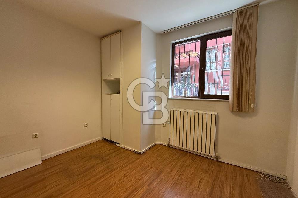 MAHATMA GANDHİ CADDESİNDE KİRALIK OFİS