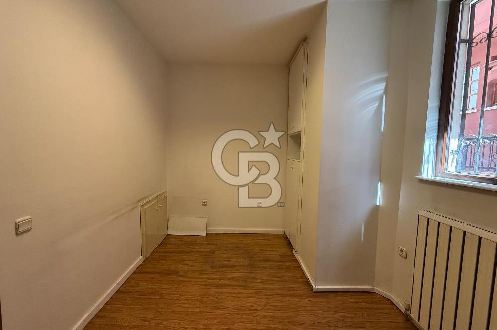 MAHATMA GANDHİ CADDESİNDE KİRALIK OFİS