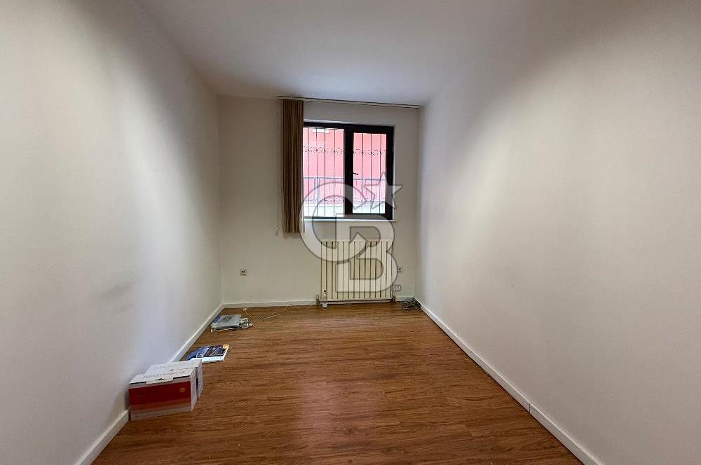 MAHATMA GANDHİ CADDESİNDE KİRALIK OFİS