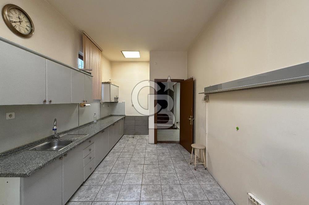 MAHATMA GANDHİ CADDESİNDE KİRALIK OFİS