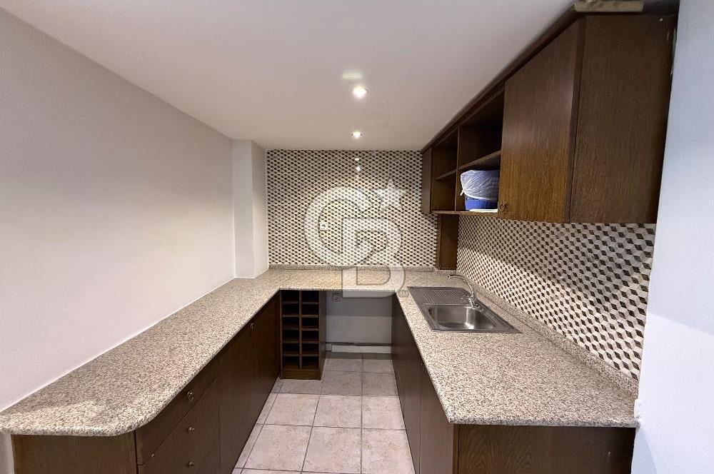 MAHATMA GANDHİ CADDESİNDE KİRALIK OFİS