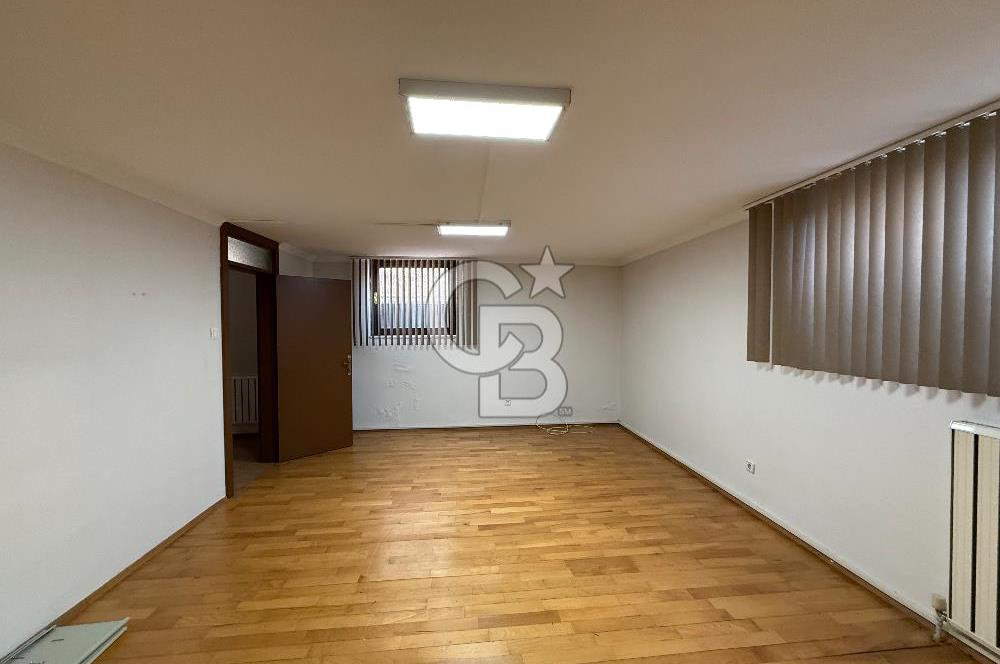 MAHATMA GANDHİ CADDESİNDE KİRALIK OFİS