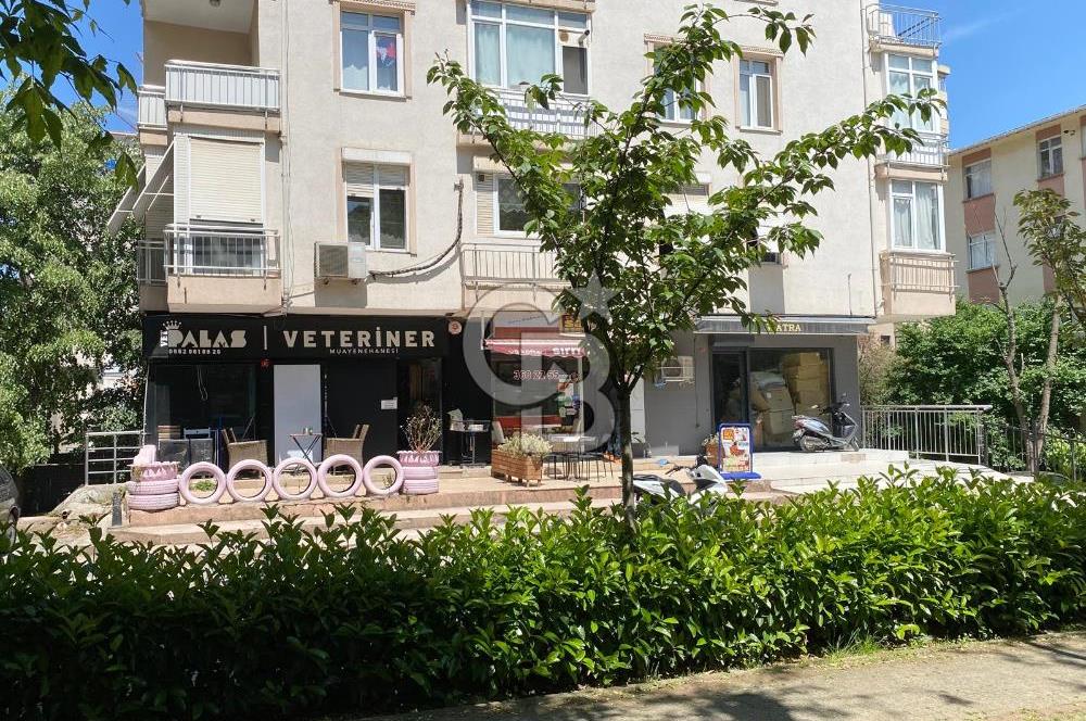 MERDİVENKÖY,ŞAİR ARŞİ CADDESİNDE KÖŞE KONUMLU DÜKKAN