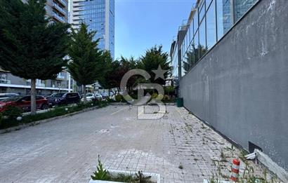 Azel Urhan Kule'de Satılık 2+1 Geniş Teraslı Lüks Daire