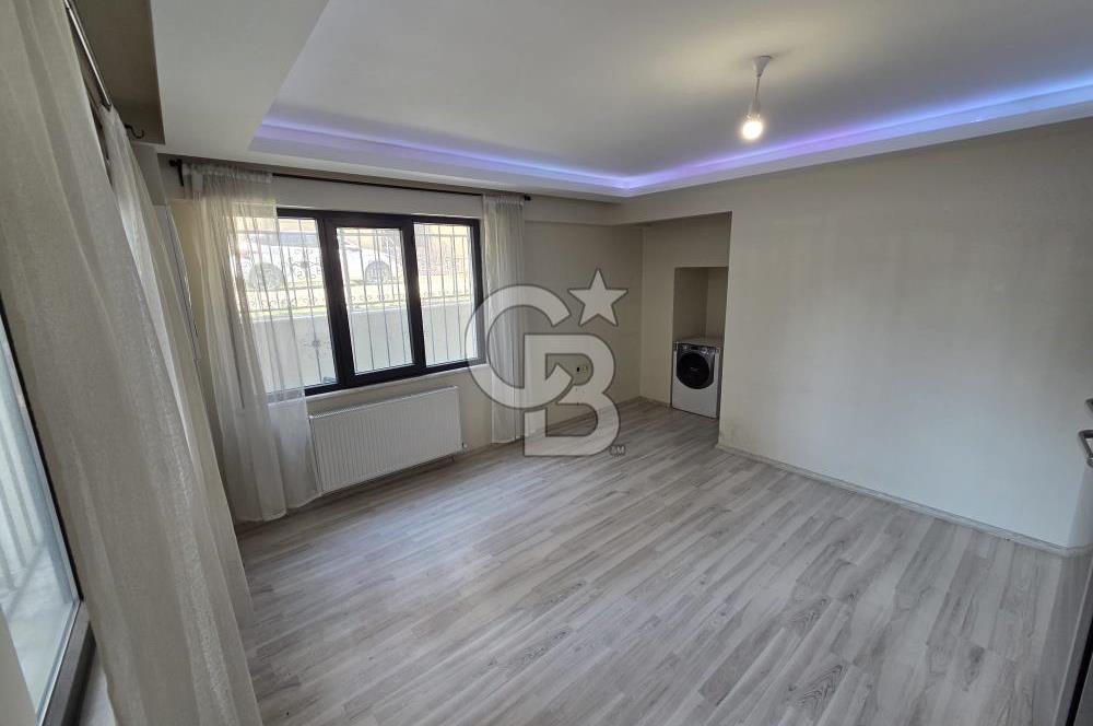  Ataşehirde Ulaşıma Yakın Temiz 1+1 Daire 