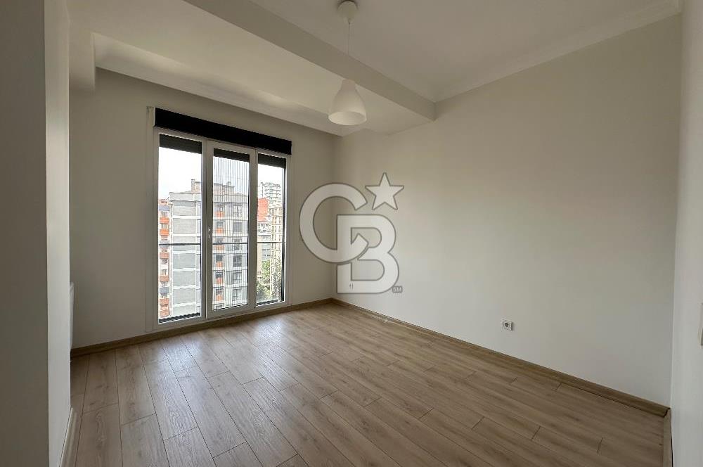 Kadıköy Erenköyde Merkezi Konumda 3+1 95 m² Ferah Daire