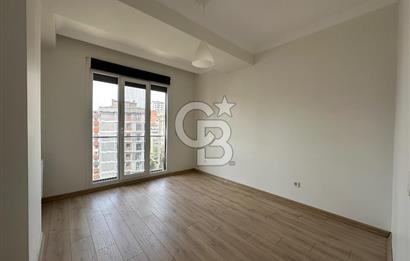 Kadıköy Erenköyde Merkezi Konumda 3+1 95 m² Ferah Daire