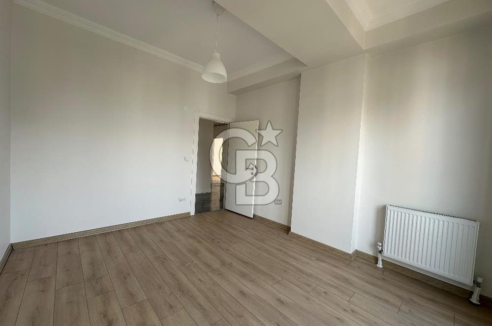 Kadıköy Erenköyde Merkezi Konumda 3+1 95 m² Ferah Daire