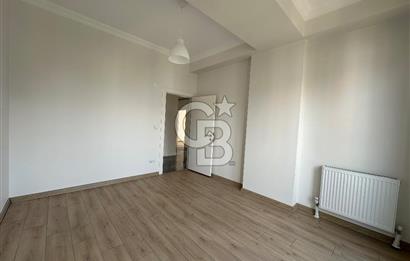 Kadıköy Erenköyde Merkezi Konumda 3+1 95 m² Ferah Daire