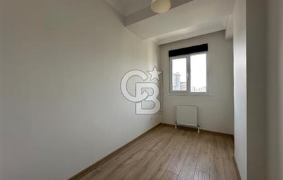 Kadıköy Erenköyde Merkezi Konumda 3+1 95 m² Ferah Daire
