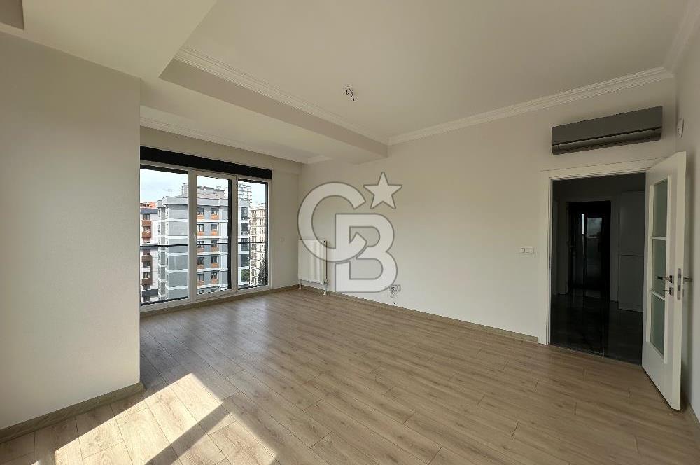 Kadıköy Erenköyde Merkezi Konumda 3+1 95 m² Ferah Daire